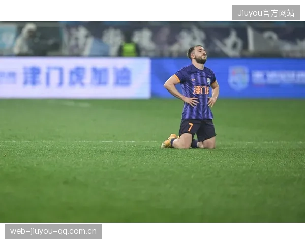 天津津门虎快速倒脚让对手疲于应付